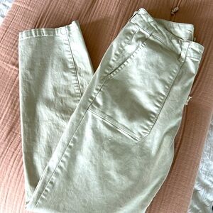 Women’s 27 Sanctuary khaki pants